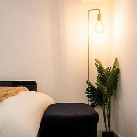 Five Star Boutique Studio Flat In Лондон Экстерьер фото