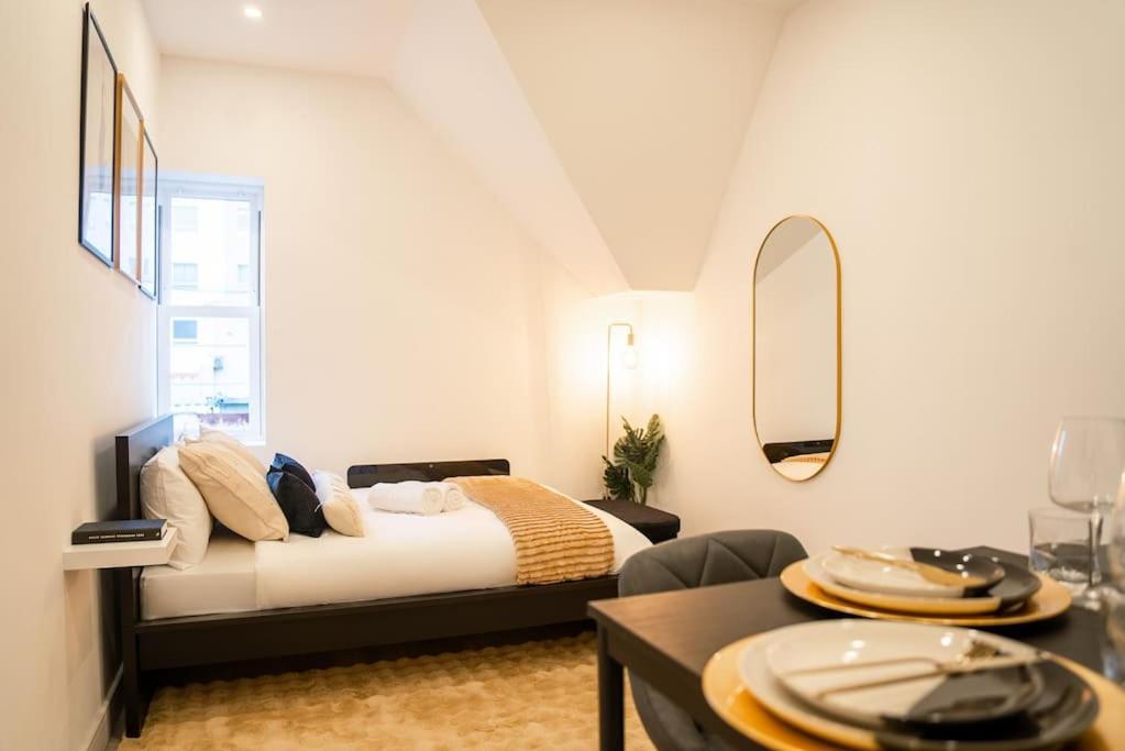 Five Star Boutique Studio Flat In Лондон Экстерьер фото